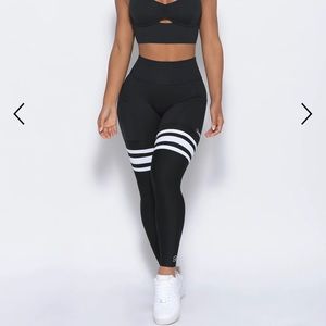 Bombshell black leggings